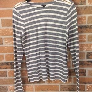 TO204 J.CREW, Top, NWT, Grey/White stripe Medium